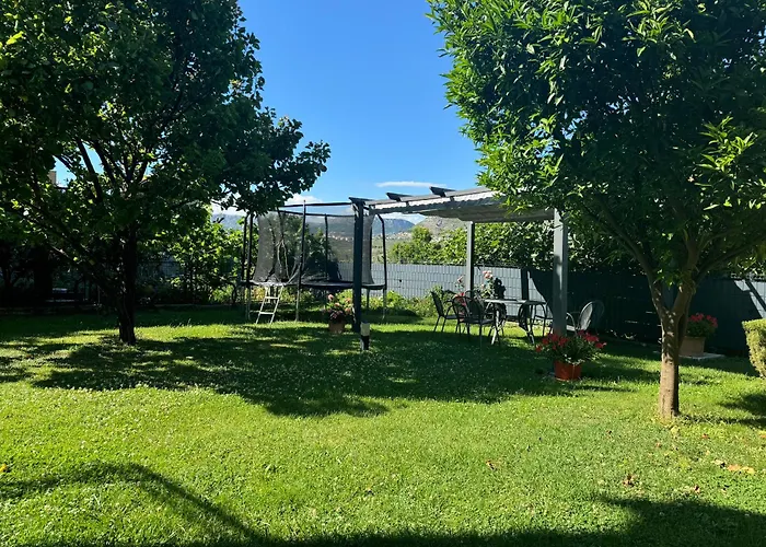 Happy Garden Home